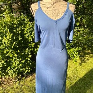 Cold shoulder v-neckline midi dress
